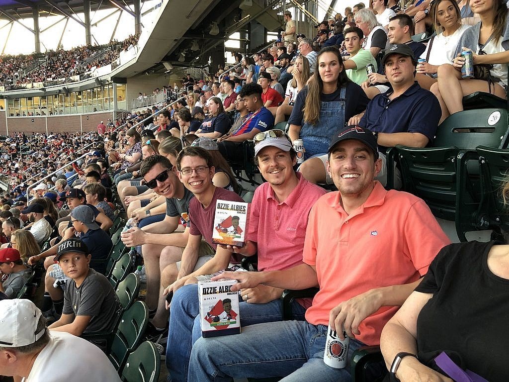 Mauldin & Jenkins Atlanta Braves Employee Outing