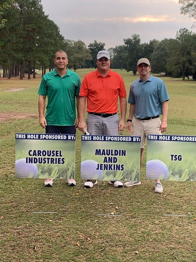 Mauldin & Jenkins hole sponsor at georgia southwestern annual presidents classic