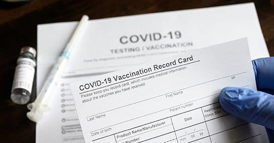 You are currently viewing 4 key questions about employer-mandated COVID-19 vaccinations