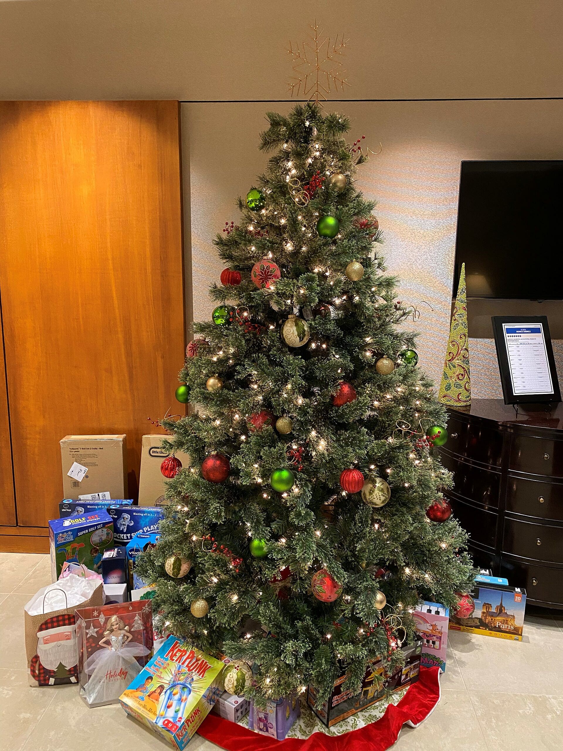 You are currently viewing Atlanta Accounting Firm Spreads Joy to Children in Need through Toys for Tots