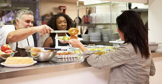 You are currently viewing 4 ways to reduce volunteer risk
