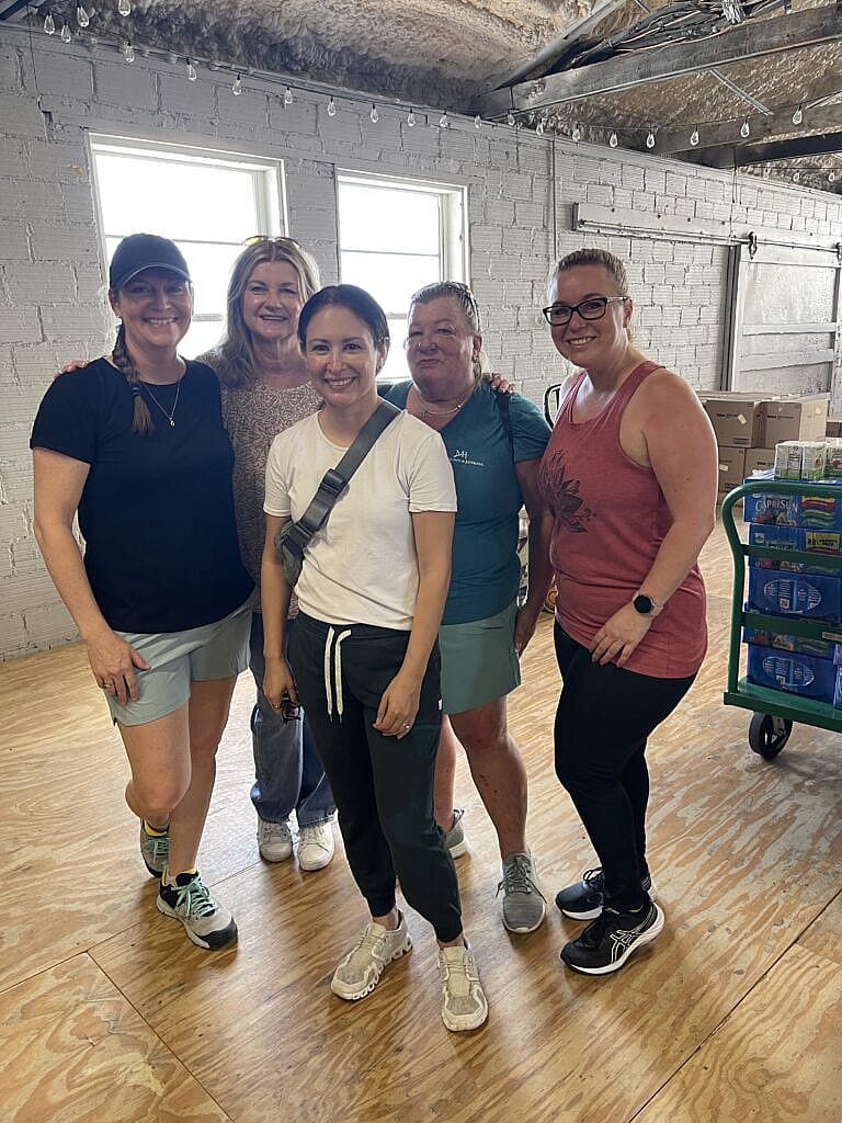 Mauldin & Jenkins Bradenton Team Gives Back by Volunteering with Feeding Empty Little Tummies Mauldin & Jenkins