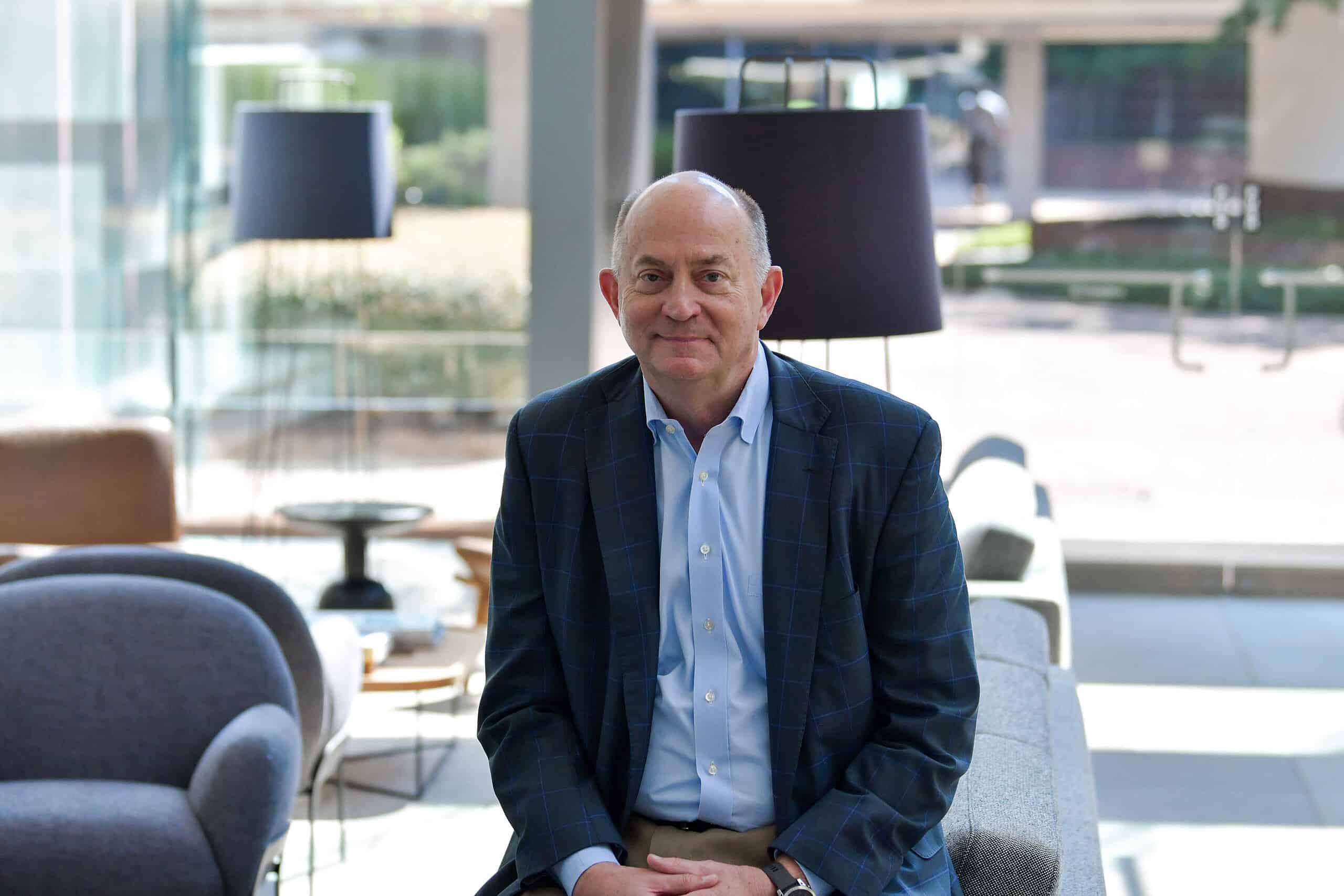 You are currently viewing Joe Kingma