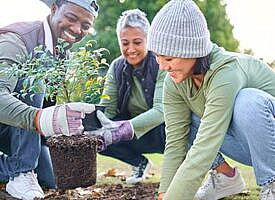 Make recruiting volunteers a community affair