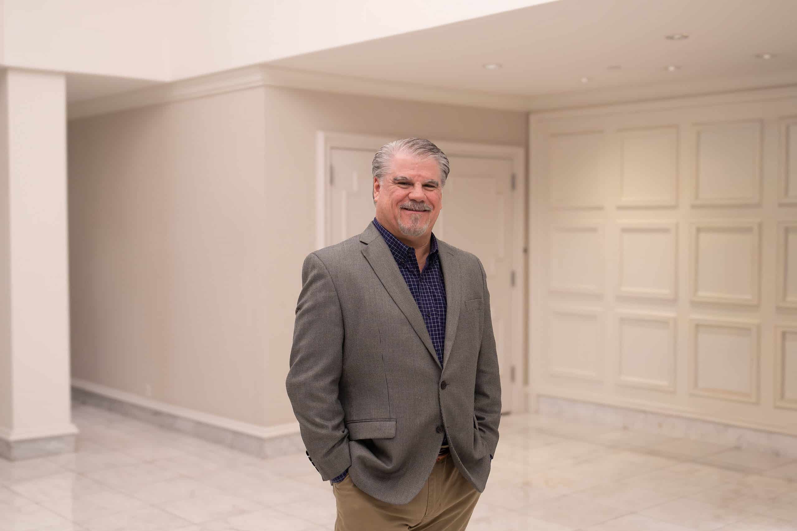 You are currently viewing Doug Hidalgo