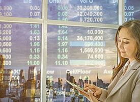 From Main Street to Wall Street: How valuators bridge the gap between private and public company values